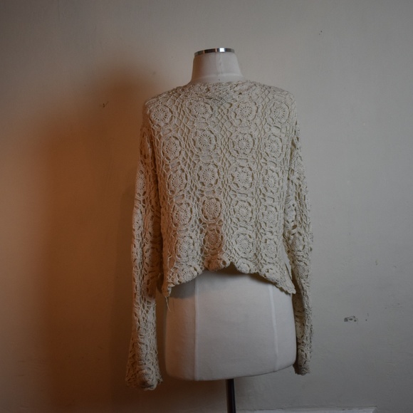 Macrame White Sweater - Picture 2 of 3